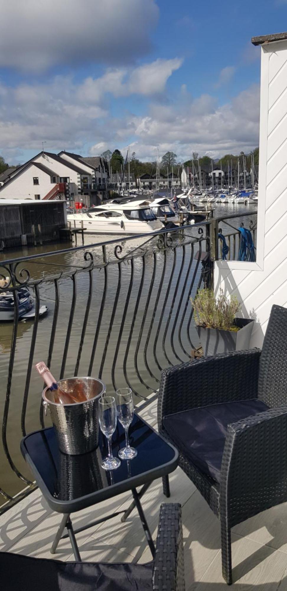 Marina Boathouse, Lake Windermere Lets Bowness-on-Windermere Kültér fotó